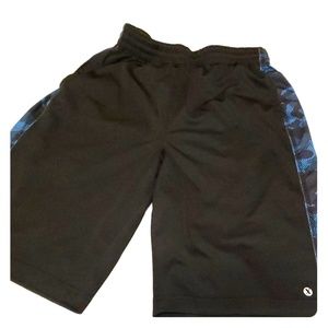 Xersion Boy's shorts